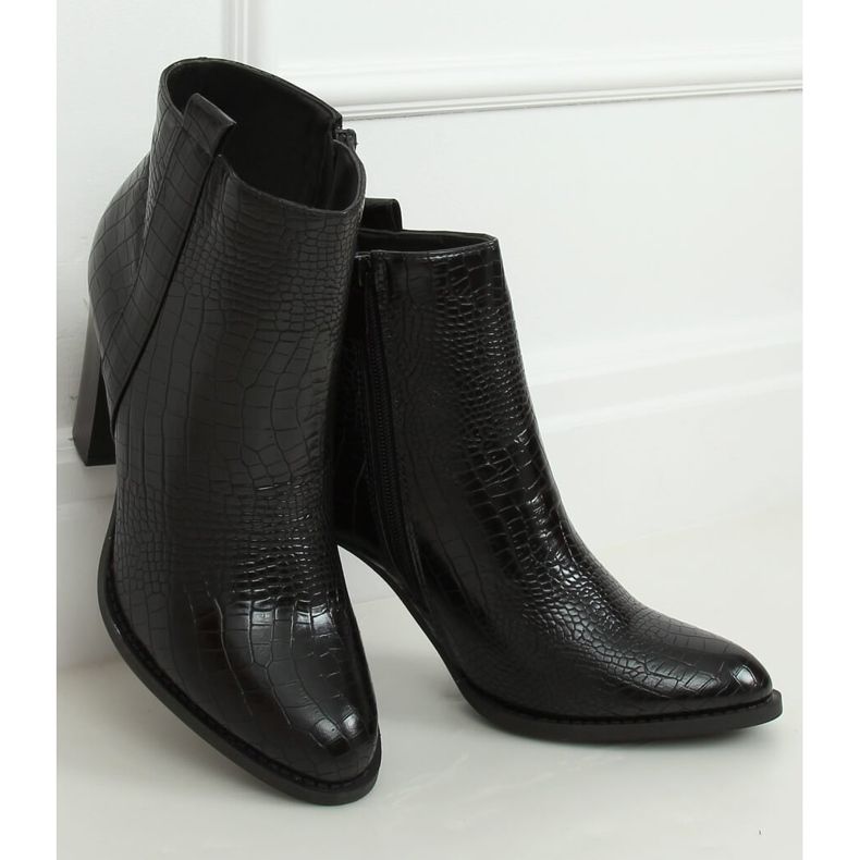 Schwarze High Heels aus Schlangenleder UK10 Schwarz 1