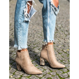 Stiefel mit Schlangenmotiv VINCEZA beige 1