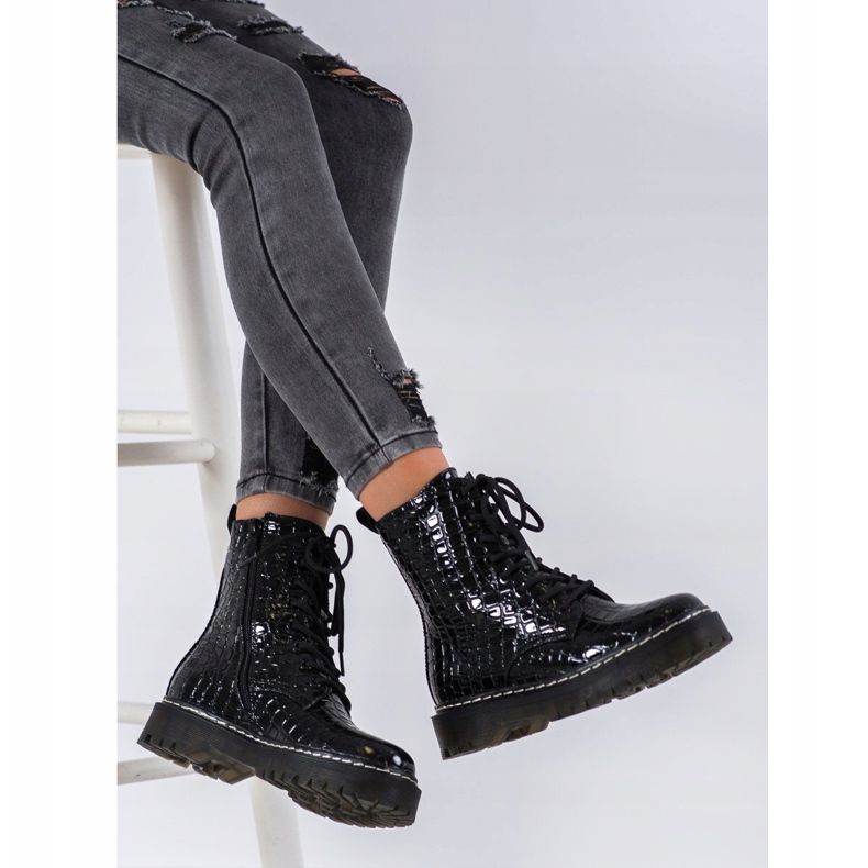 SHELOVET Stiefel mit Muster schwarz 1