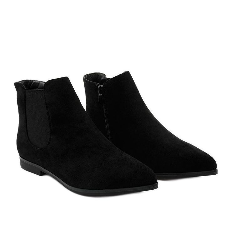 Schwarze flache Stiefeletten von Myron 2