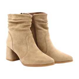 M.Daszyński Beige Wildlederstiefel MR2025-10 2