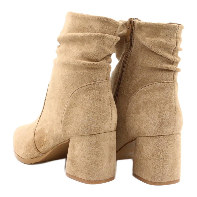 M.Daszyński Beige Wildlederstiefel MR2025-10 1