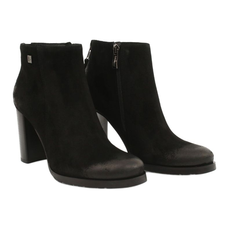 Arka Schwarze Wildlederschuhe für Frauen 7213 2
