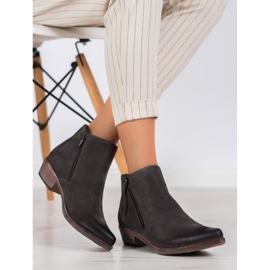 Kylie Cowgirls auf dem Slider braun 1