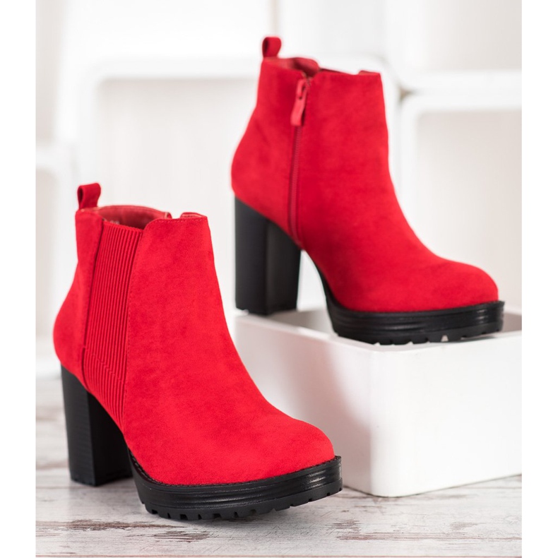 Small Swan Stiefel auf der Plattform rot 2