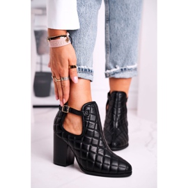 FB1 Damenstiefel mit gesteppter Ferse und Ausschnitten Black Dreams schwarz 2