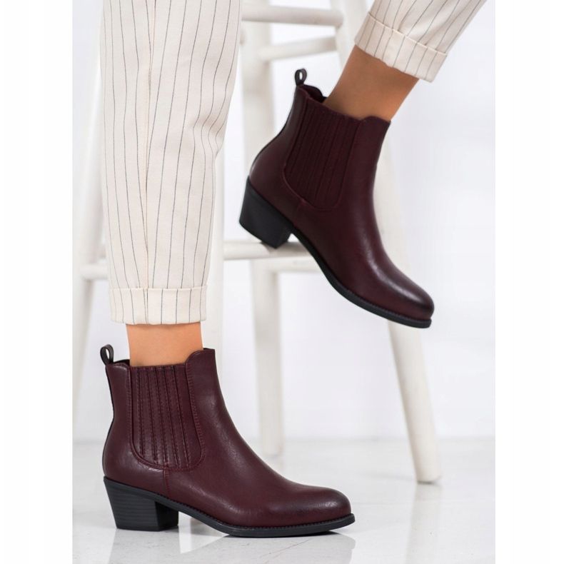 Ideal Shoes Klassische Slip-On-Stiefel rot 1