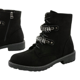 Schwarze Stiefel mit dekorativen Ginoray-Streifen 1