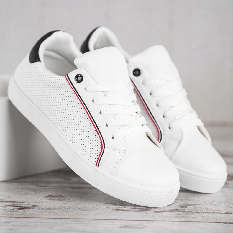 SHELOVET Bequeme Sportschuhe weiß 2