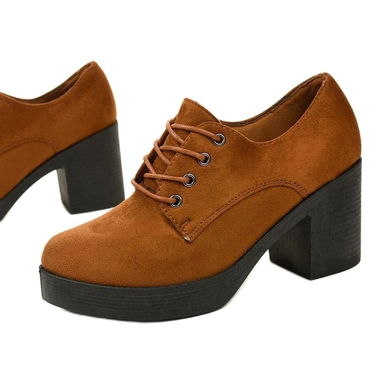 Kamelstiefel mit Schnürung am Thelvyn-Block braun 1