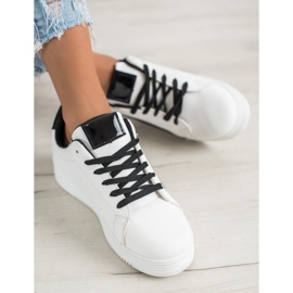 SHELOVET Modische Sportschuhe weiß 1