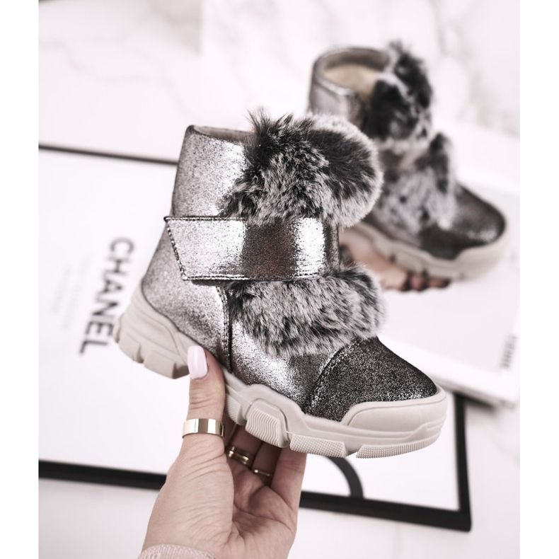 Apawwa Kinder Warme Stiefel Velcro Fell Grau Husar 2