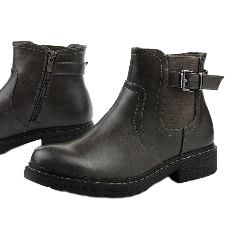 Graue Stiefel von Vicked isolierte Jodhpur-Stiefel 1