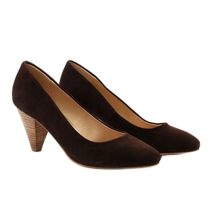 Braune Wildleder-Pumps am Rosebery-Pfosten 2