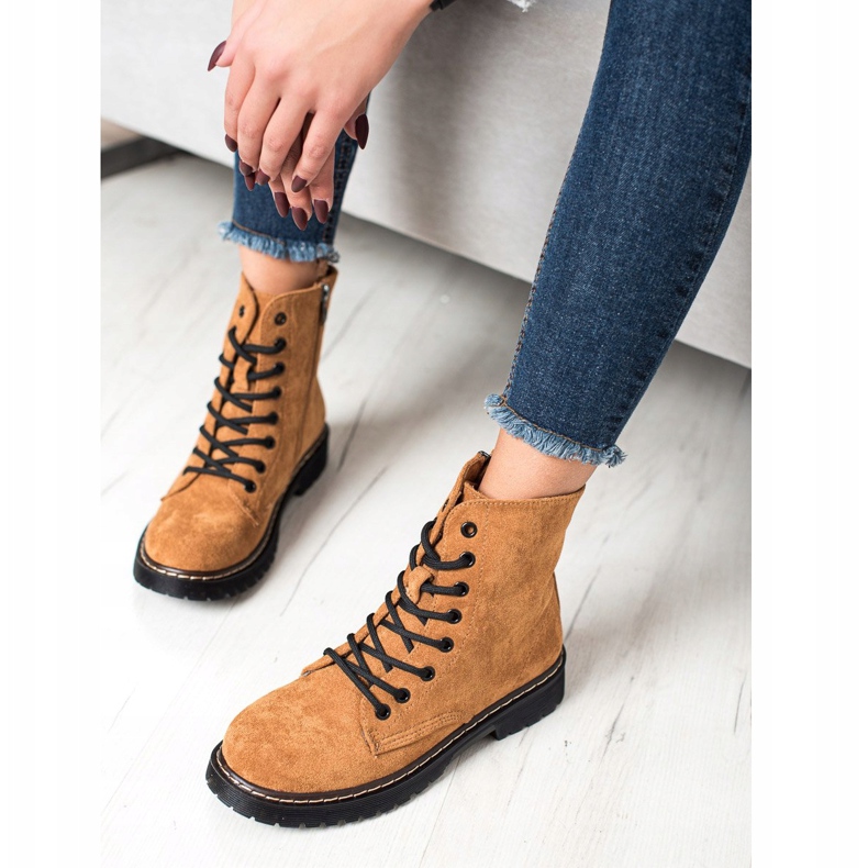 Small Swan Camel Wildleder Trapper braun 1