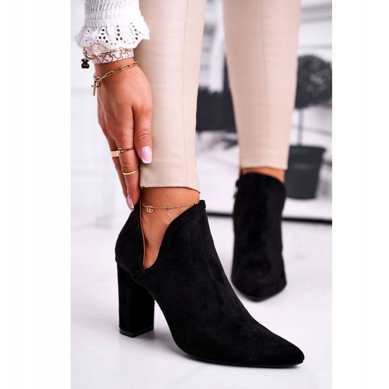 MSMG Stiefel für Damen mit Fersenschnitt Schwarz Voom 1