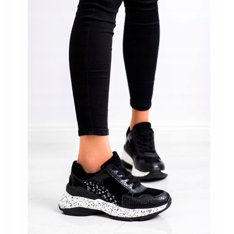 SDS Schwarze Turnschuhe 2