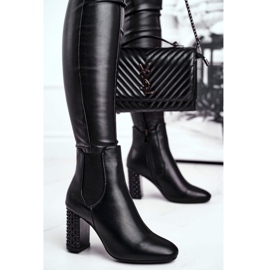Damenstiefel mit Absatz Black In Your Eyes schwarz 1