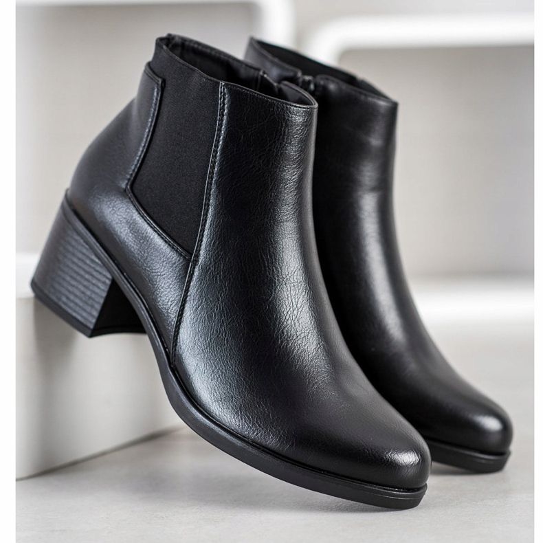 J. Star Stiefel auf einem Pfosten schwarz 1