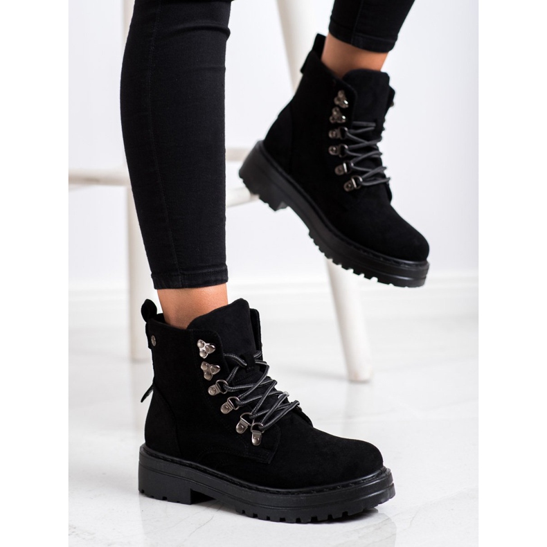 Bestelle Trapper auf der Plattform schwarz 1