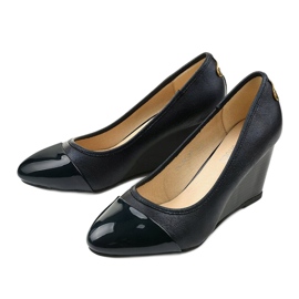 Blaue Pumps am Bluehorn Keilabsatz marineblau 2