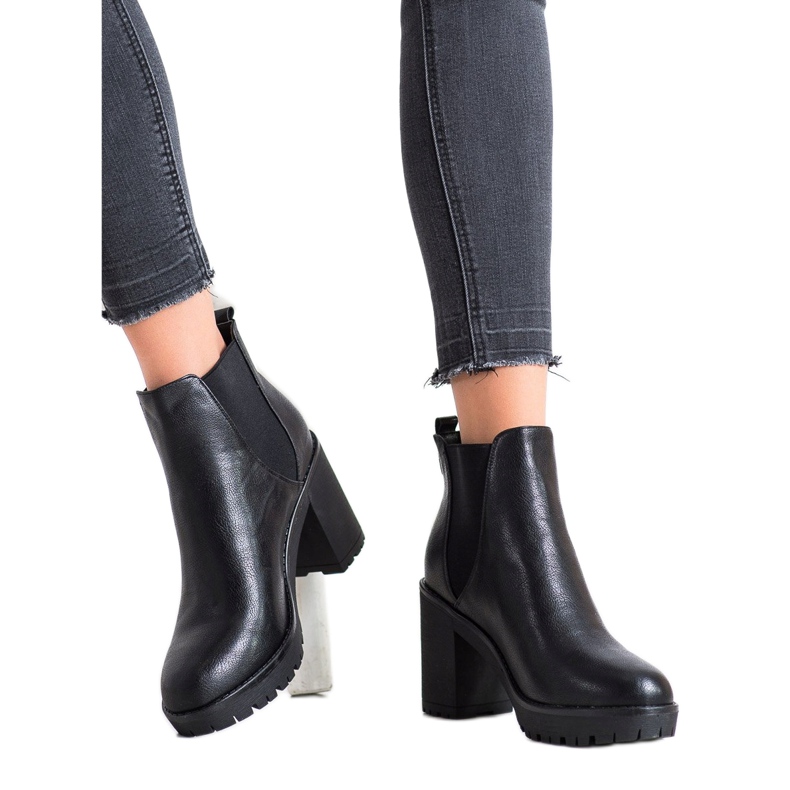 Flyfor Klassische Chelsea-Boots auf der Plattform schwarz 2