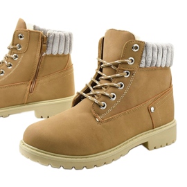 Brunstane Stiefel mit Kamelschnürung mehrfarbig 1