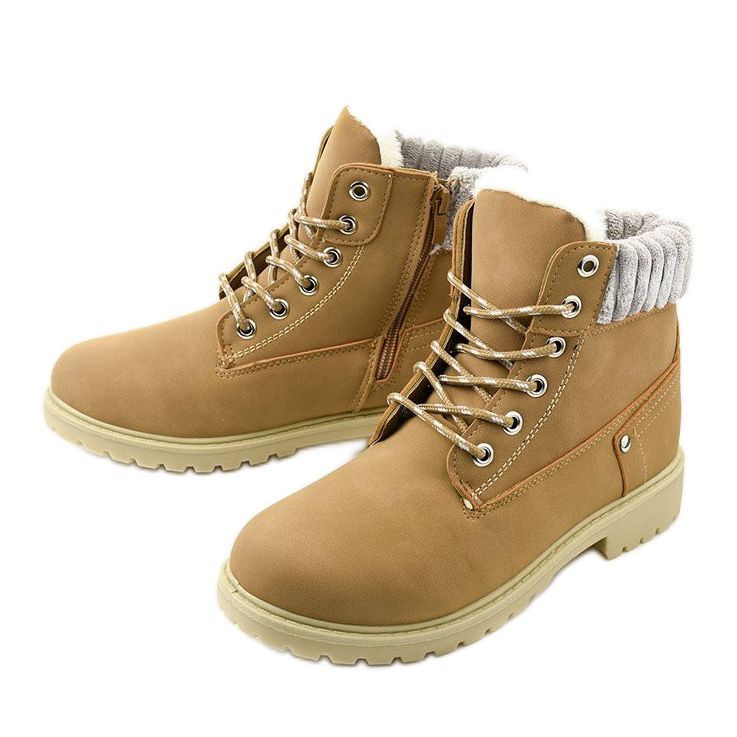 Brunstane Stiefel mit Kamelschnürung mehrfarbig 2