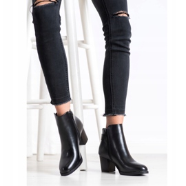 J. Star Bequeme Stiefel auf einem Pfosten schwarz 1