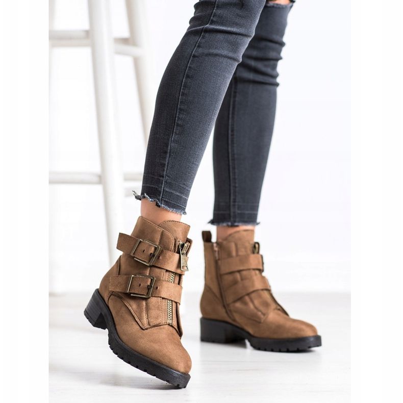 Corina Gelegenheitsarbeiter braun 1