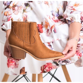 SHELOVET Cowgirls in Spitz braun 1