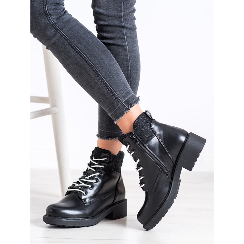 SHELOVET Stylische gebundene Stiefel schwarz 2