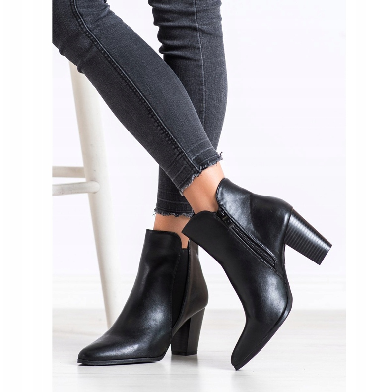 SHELOVET Warme Stiefel auf der Post schwarz 2