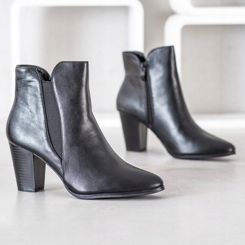 SHELOVET Warme Stiefel auf der Post schwarz 1