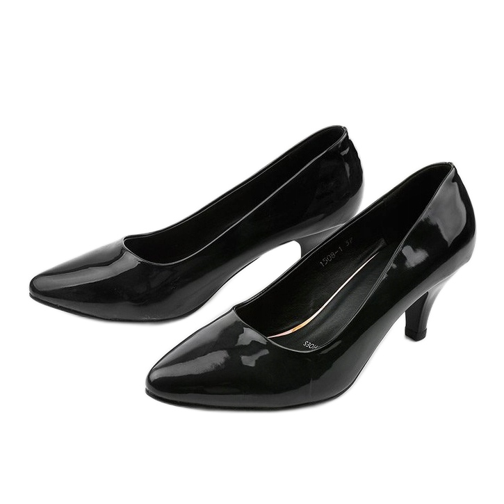 Klassische schwarze Deloney Duck Heels 2