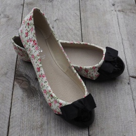 Ballerinas mit Schleife 6148 farbig weiß 1