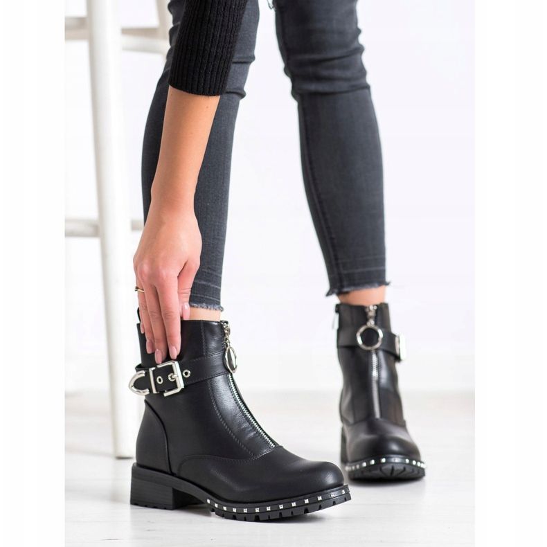 Kayla Stilvolle schwarze Arbeiter 1