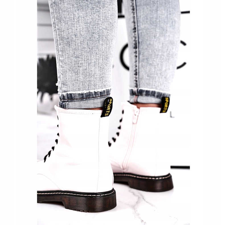 Evento Frauenstiefel, lackierte weiße Stiefel 20BT35-3001 3