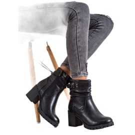 SDS Hohe Stiefel mit Isolierung schwarz 2