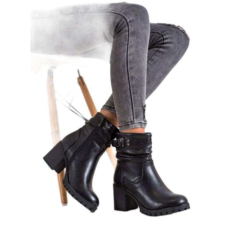 SDS Hohe Stiefel mit Isolierung schwarz 2