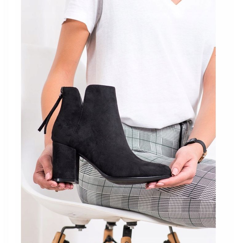 Queentina Modische Stiefel auf der Post schwarz 2