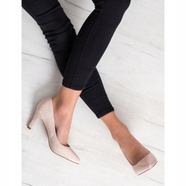 Goodin Lackierte Pumps beige 1