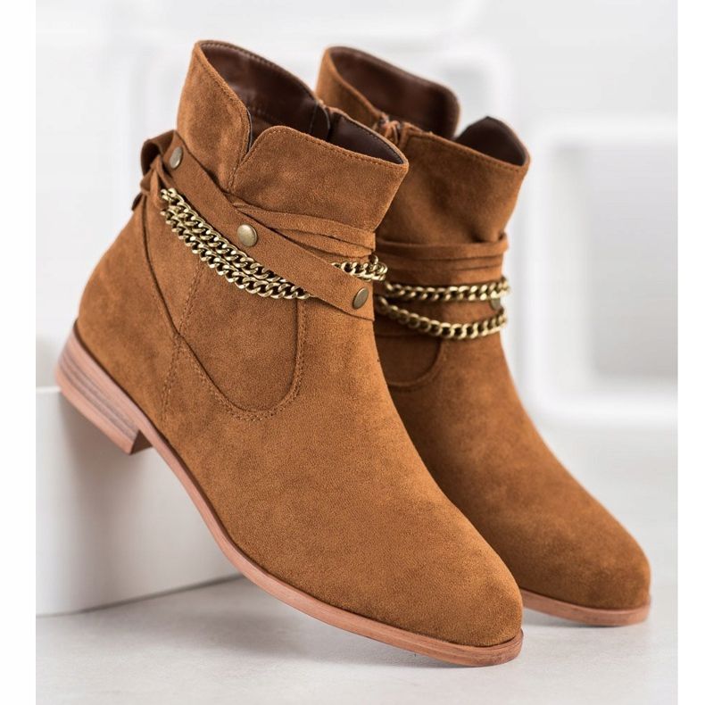 Cm Paris Cowgirls mit dekorativer Kette braun 1