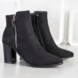 SHELOVET Stylische Stiefel mit dekorativem Absatz schwarz 1