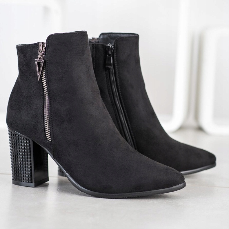 SHELOVET Stylische Stiefel mit dekorativem Absatz schwarz 1