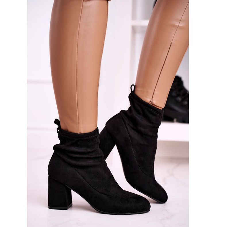 Klassische Stiefel für Damen mit Absatz Wildleder Schwarzer Ring 2
