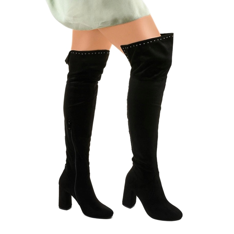 Schwarze, isolierte Stiefel mit Infrarot-Jets-Obermaterial 1