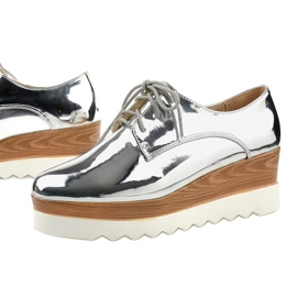 Silberne Slipper mit GF-FD9-Stollen 1