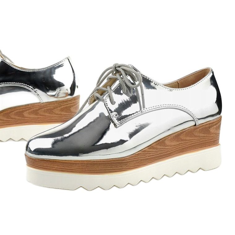 Silberne Slipper mit GF-FD9-Stollen 1