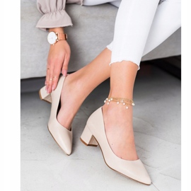 Goodin Pumps auf niedriger Säule beige 1